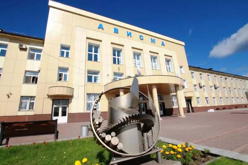 Поставка промышленной мебели для крупнейшего производителя титановой продукции