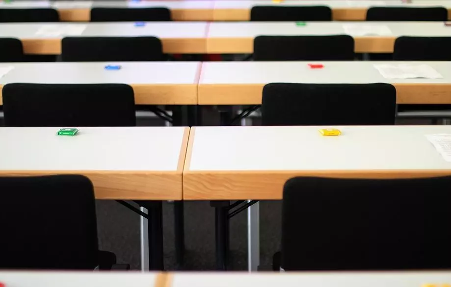 Количество верстаков в учебной мастерской картинка