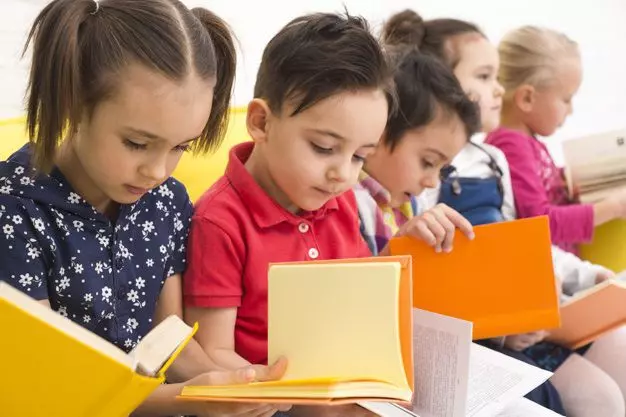 Сотовые телефоны для школ картинка