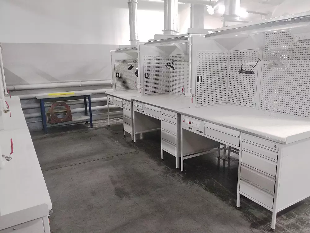 Верстаки Real Steel для ОДК-Персмкие моторы