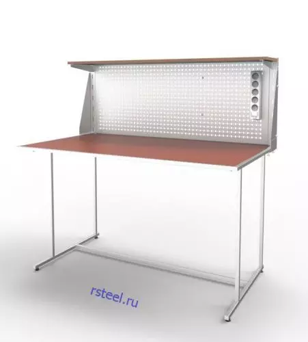 Стол регулировщика аппаратуры СПМ-01-09