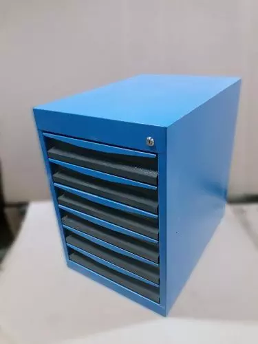 Тумба инструментальная с шестью ящиками