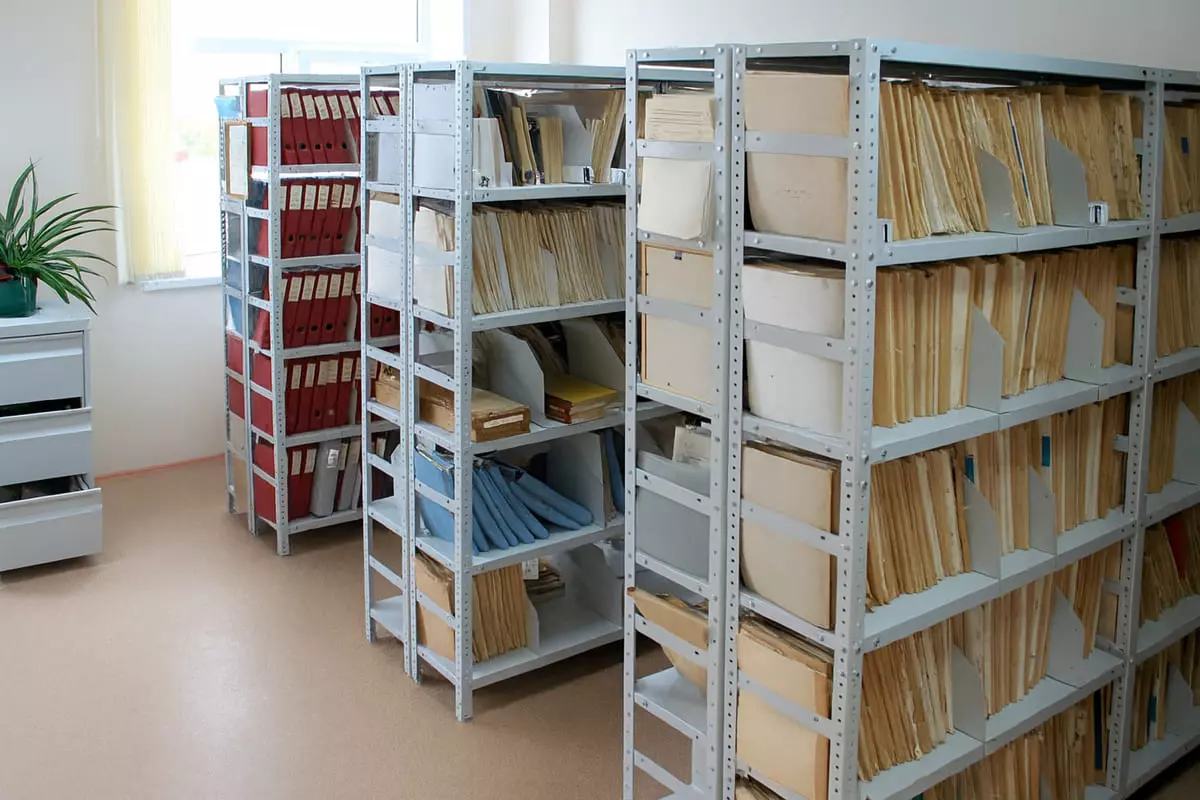 металлические архивные стеллажи